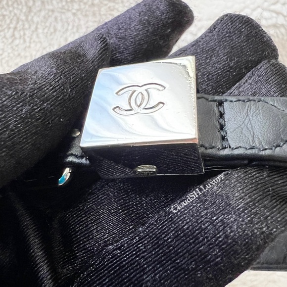 Auth Chanel Black Quilted CC Logo Dog Collar & Leash Set - Size Small - Picture 3 of 15